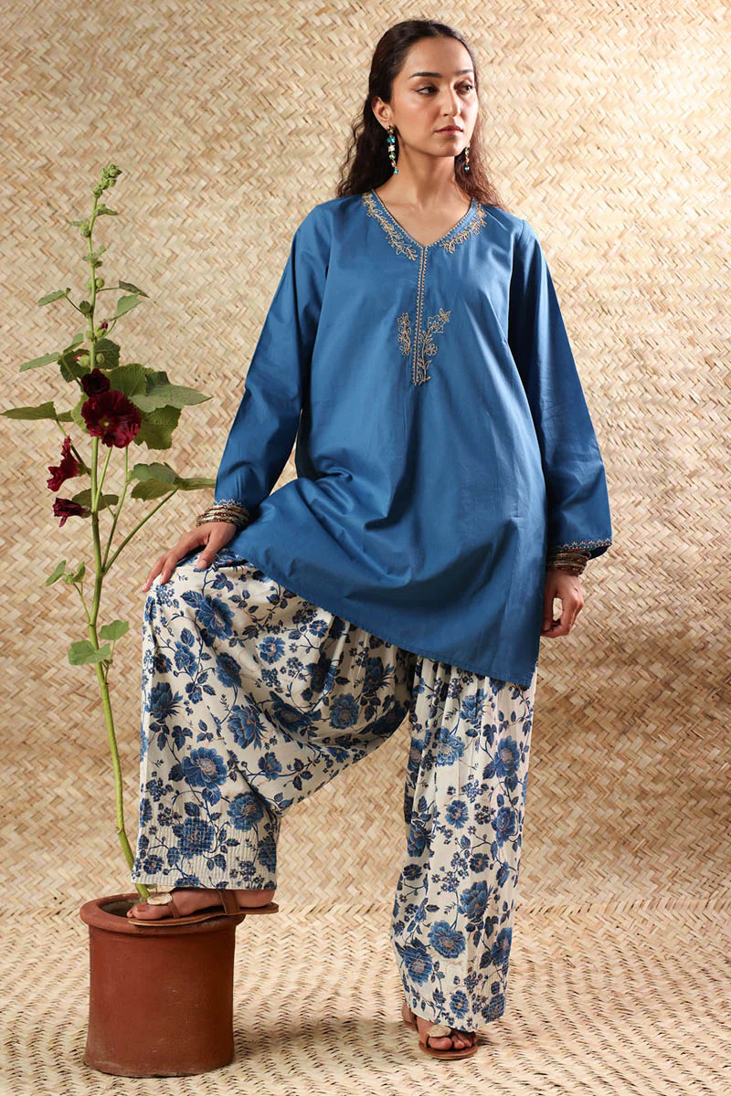 Golden Grove Farshi Set - Image 3