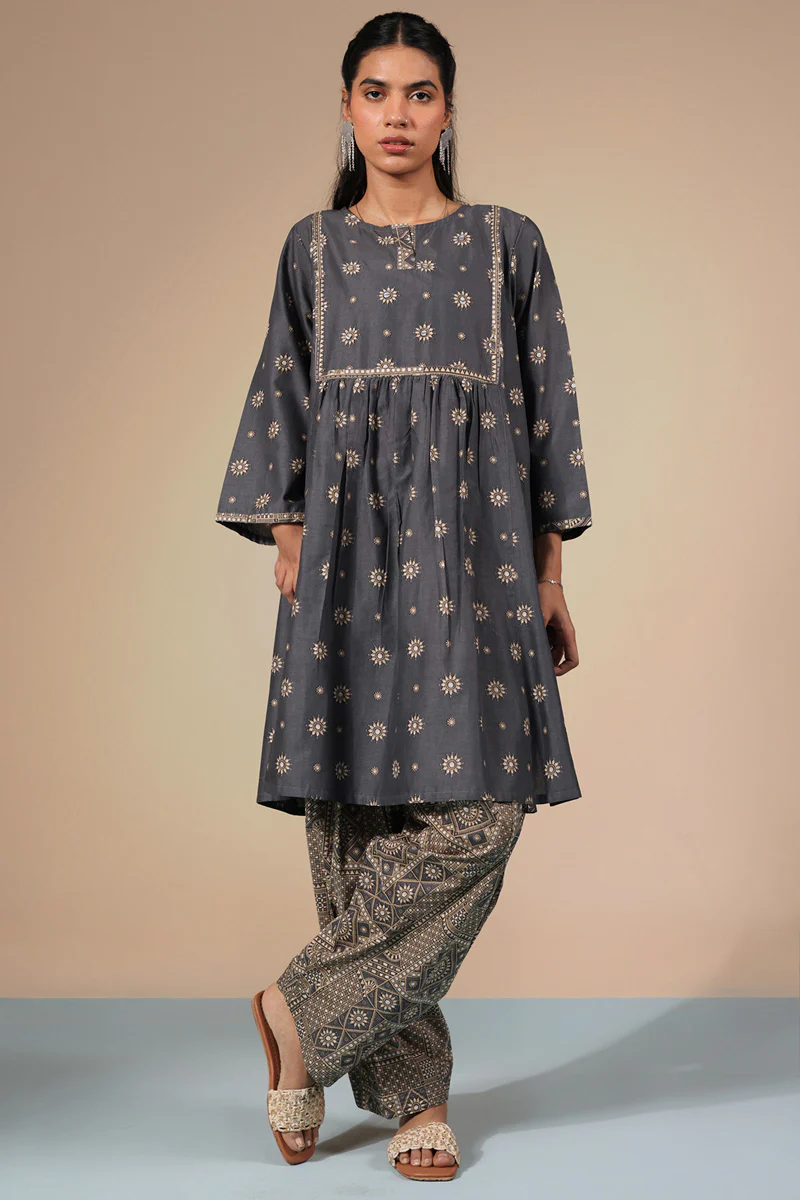 Mandana Flared Set