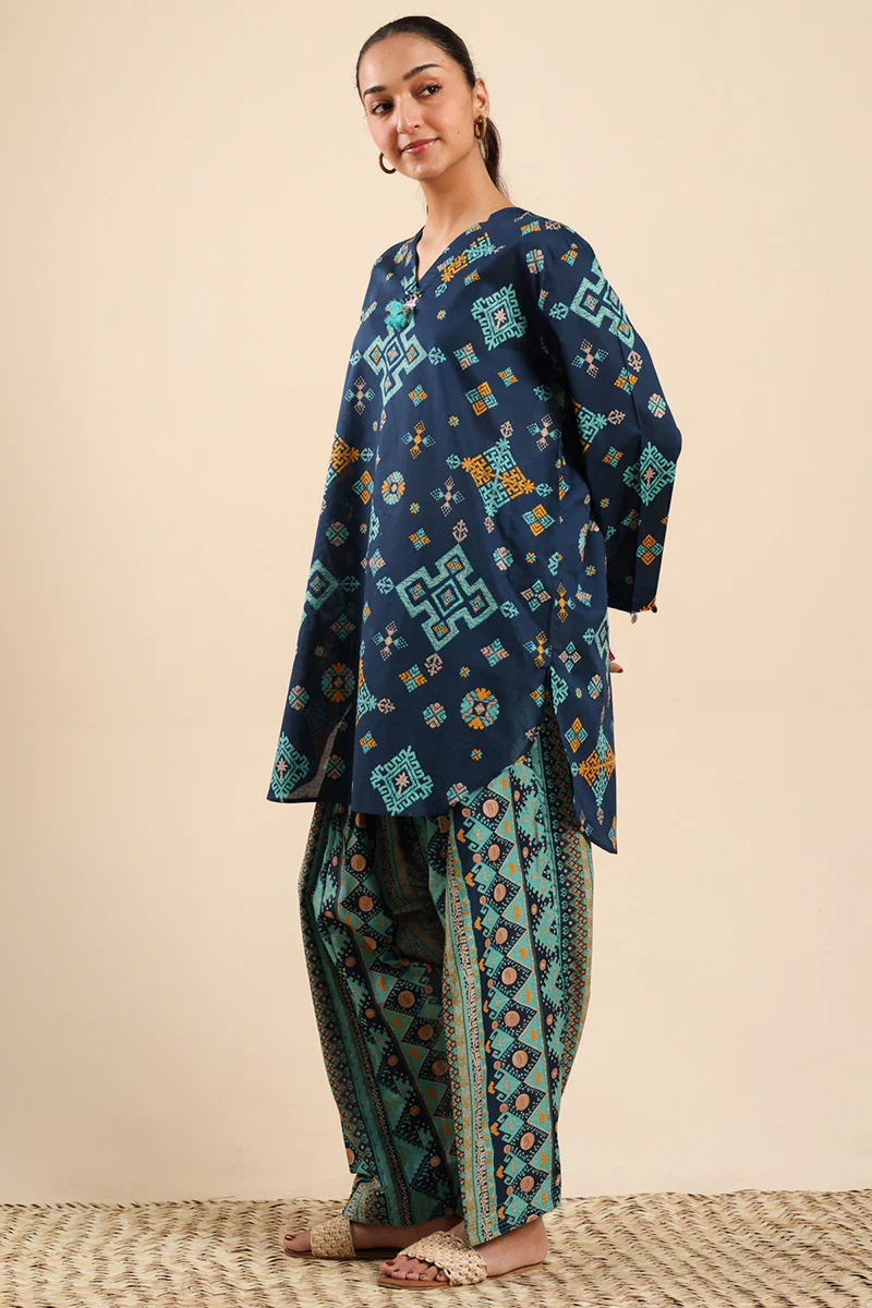 Phulkari Pop Tassel Set - Image 10