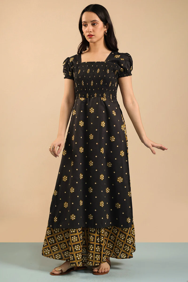 Sheehsakari Smocked Dress - Image 7