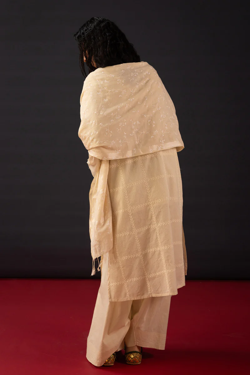 Ivory Reverie Ensemble - Image 6