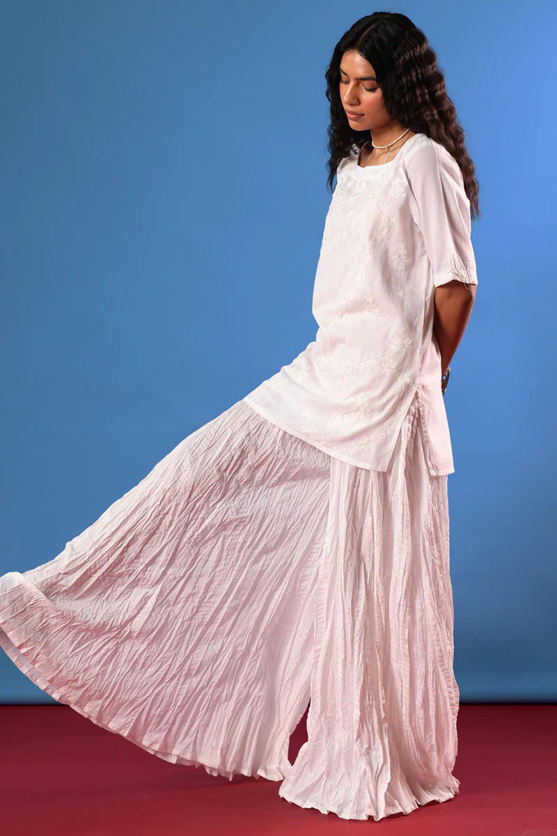 Embroidered Reverie Set - Image 4