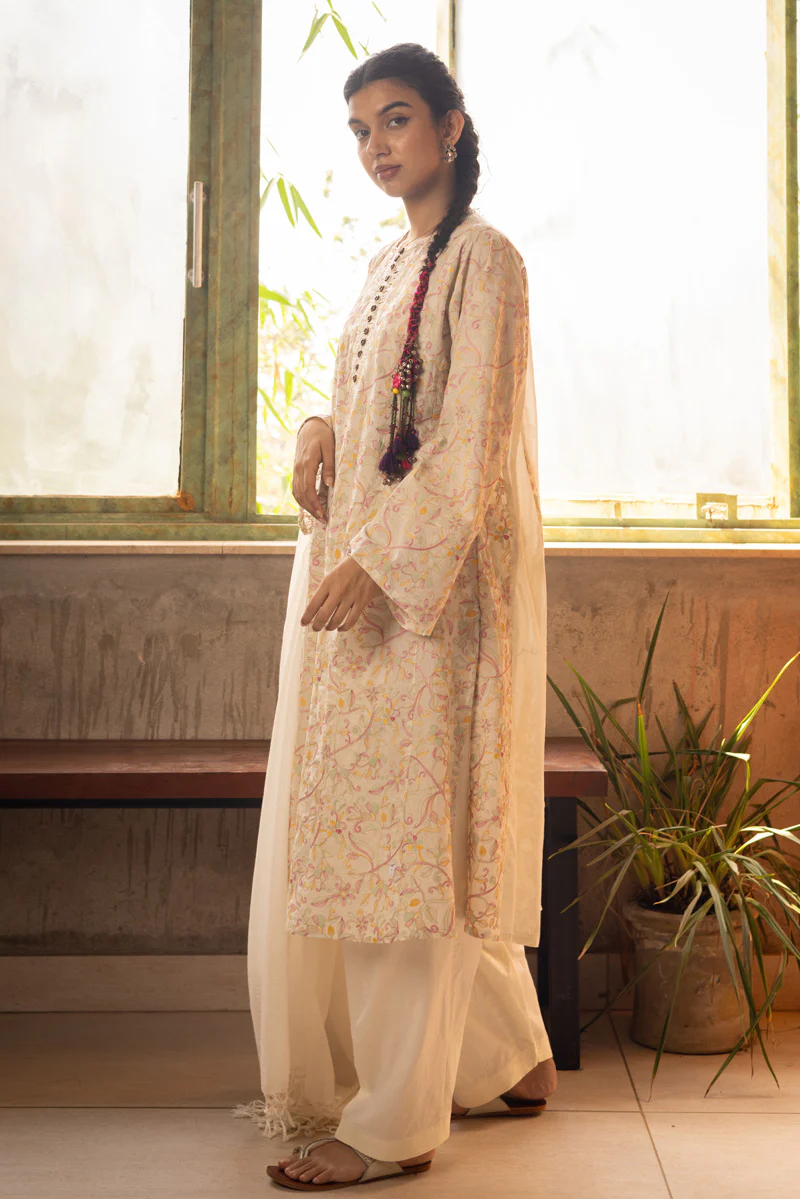 Embroidered Party 3-Piece Suit - Image 8