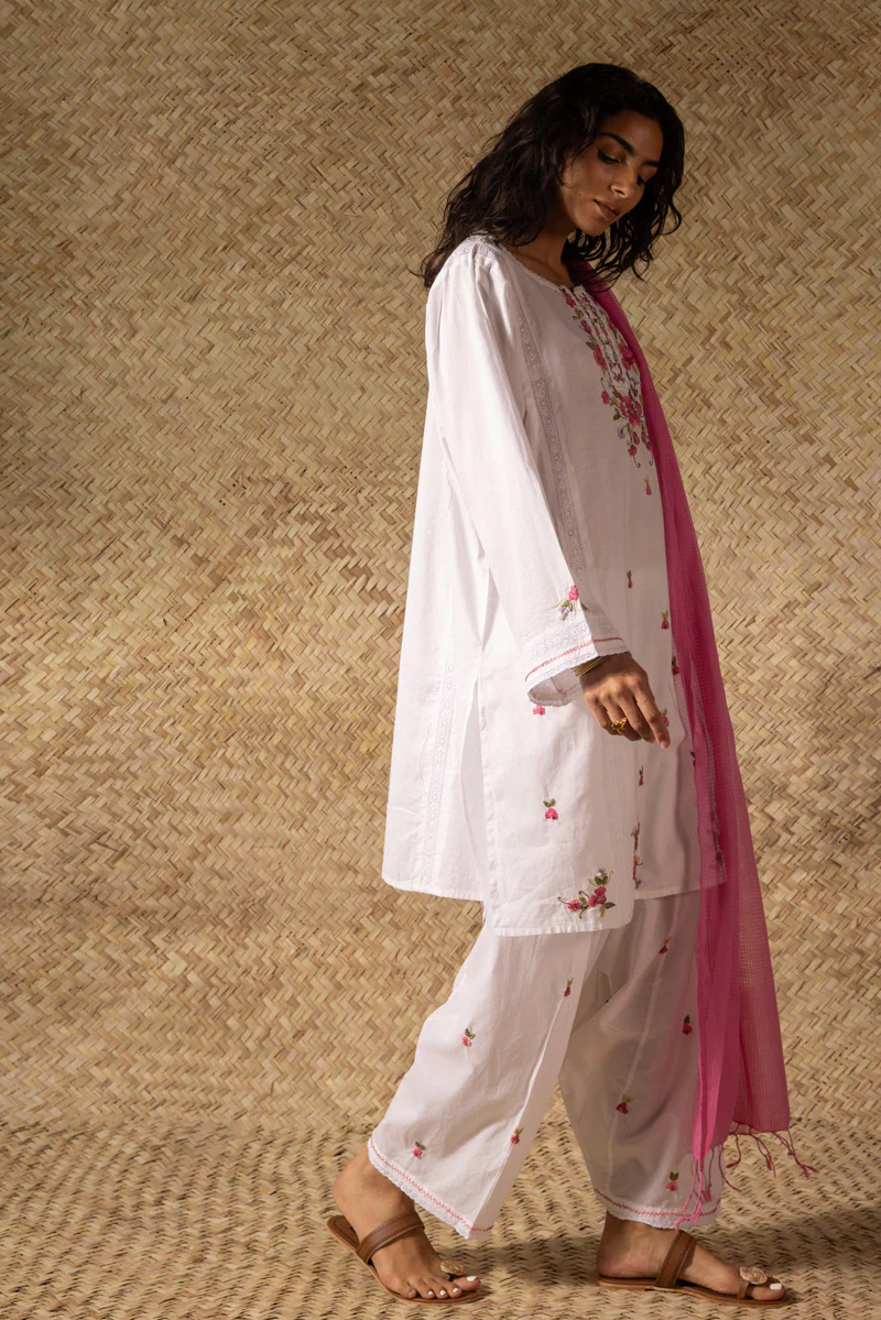 Hand-Embroidered Tarkashi Set - Image 3