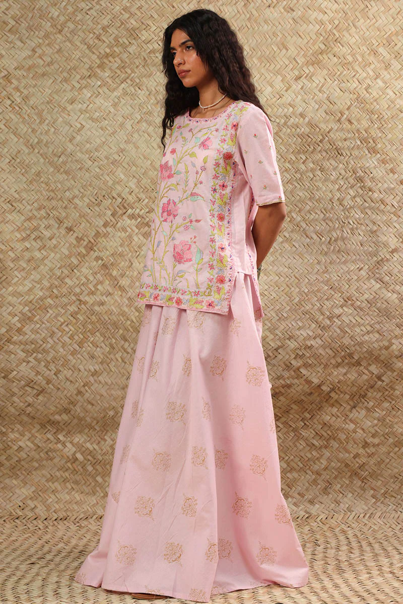 Hand-Crafted Mughal Skirt Set