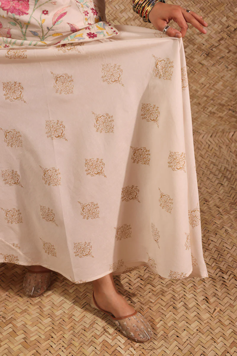 Hand-Crafted Mughal Skirt Set - Image 18