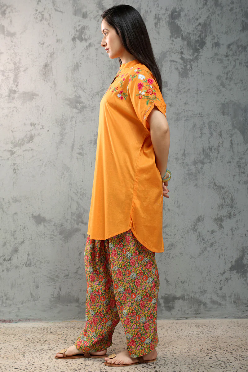 Blush Field Embroidered Set - Image 4