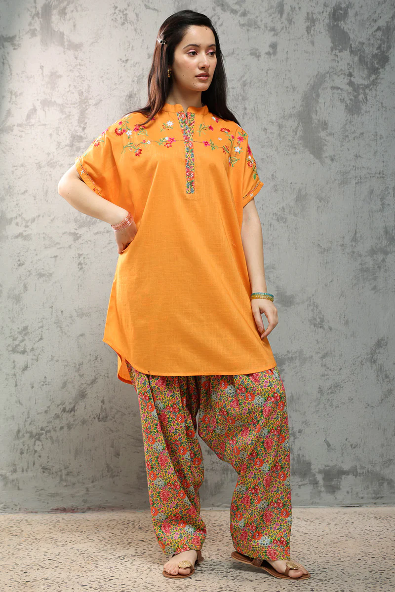 Blush Field Embroidered Set - Image 6