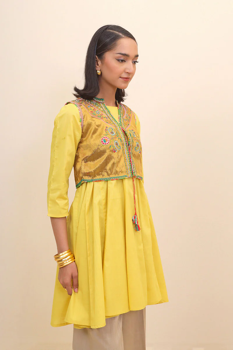 Gulon Mein Rang Koti Gold - Image 3