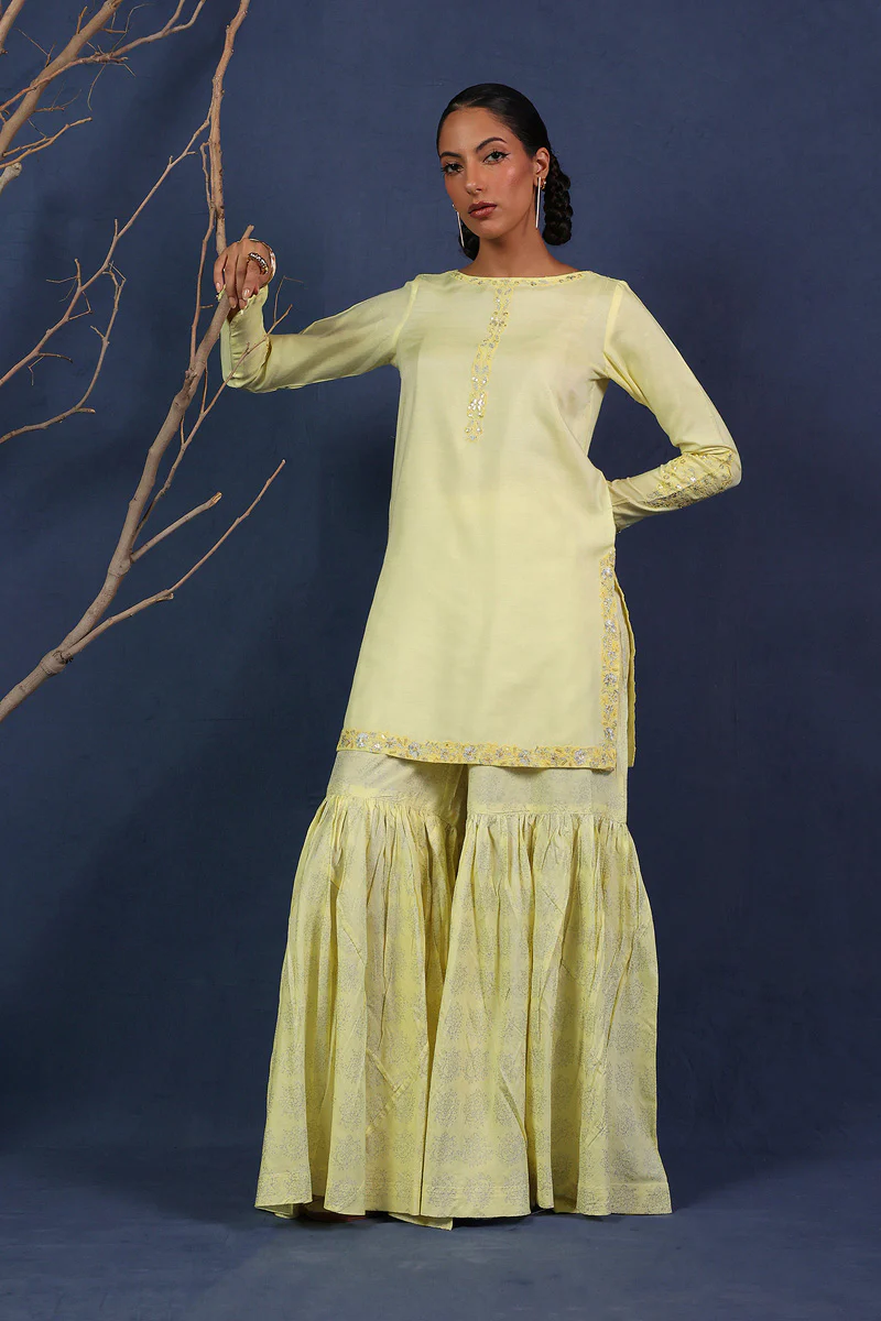 Musawirana Embroidered 2 Piece Set - Image 10