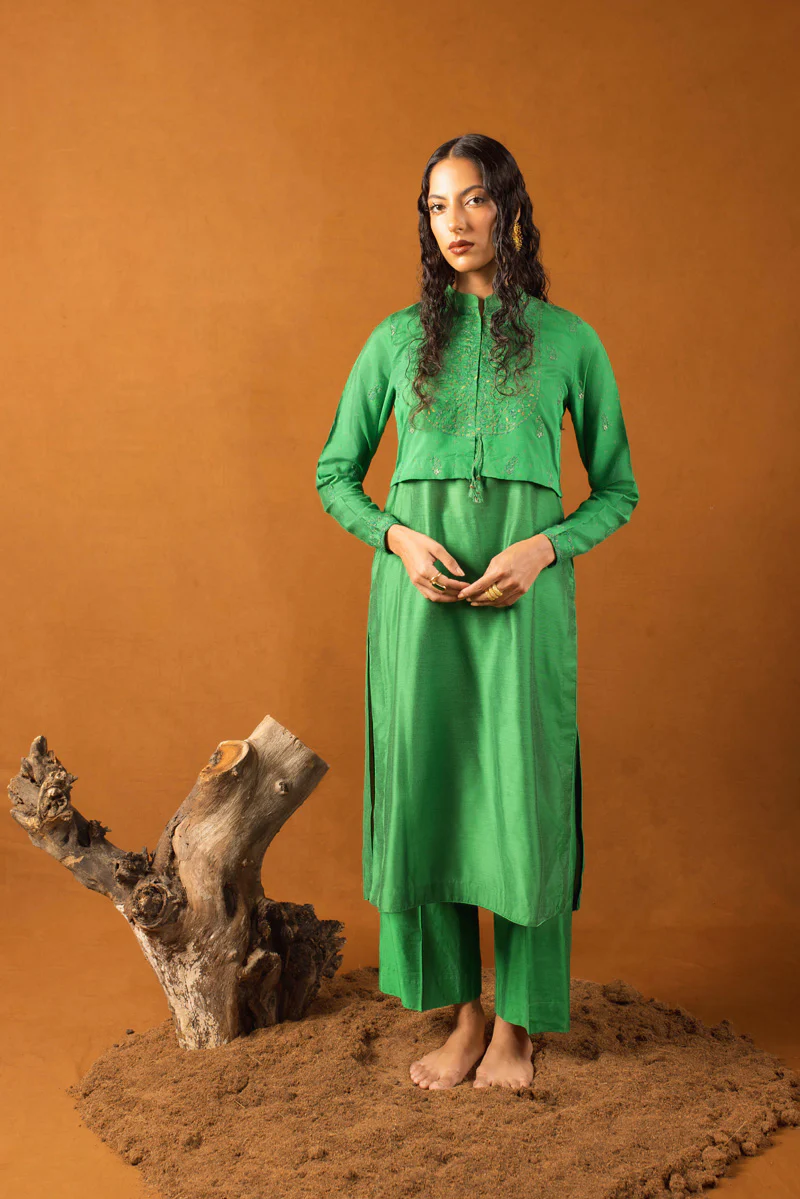 Musawirana 3 Piece Suit - Image 2
