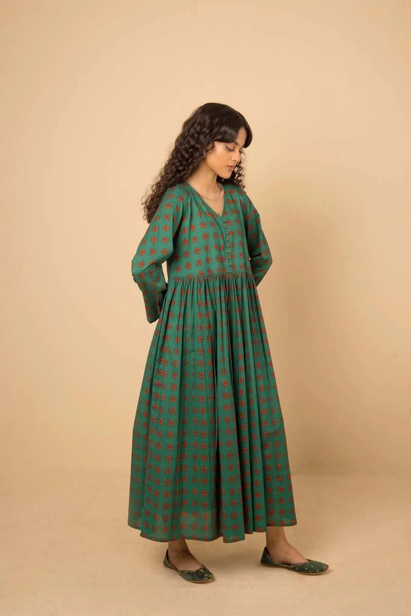 Javanese Batik Indonesian Dress - Image 9