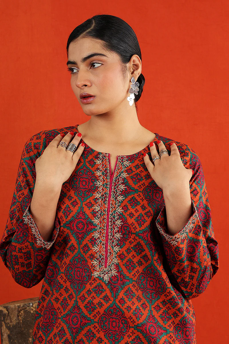 2 Piece Indonesian Collection - Image 2