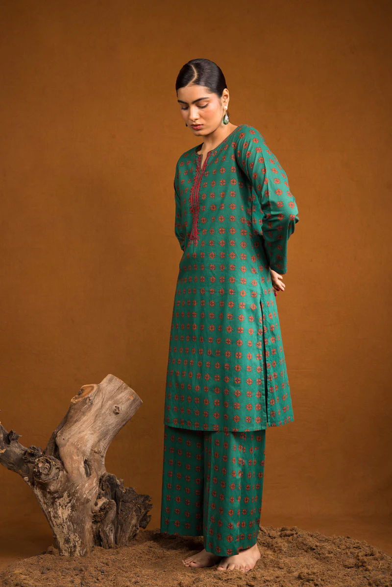 Indonesian Embroidered 2 Piece - Image 11