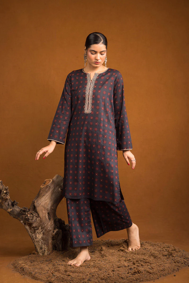 Indonesian Embroidered 2 Piece - Image 2