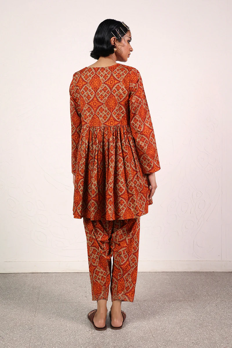 Indonesian Peplum Set - Image 15
