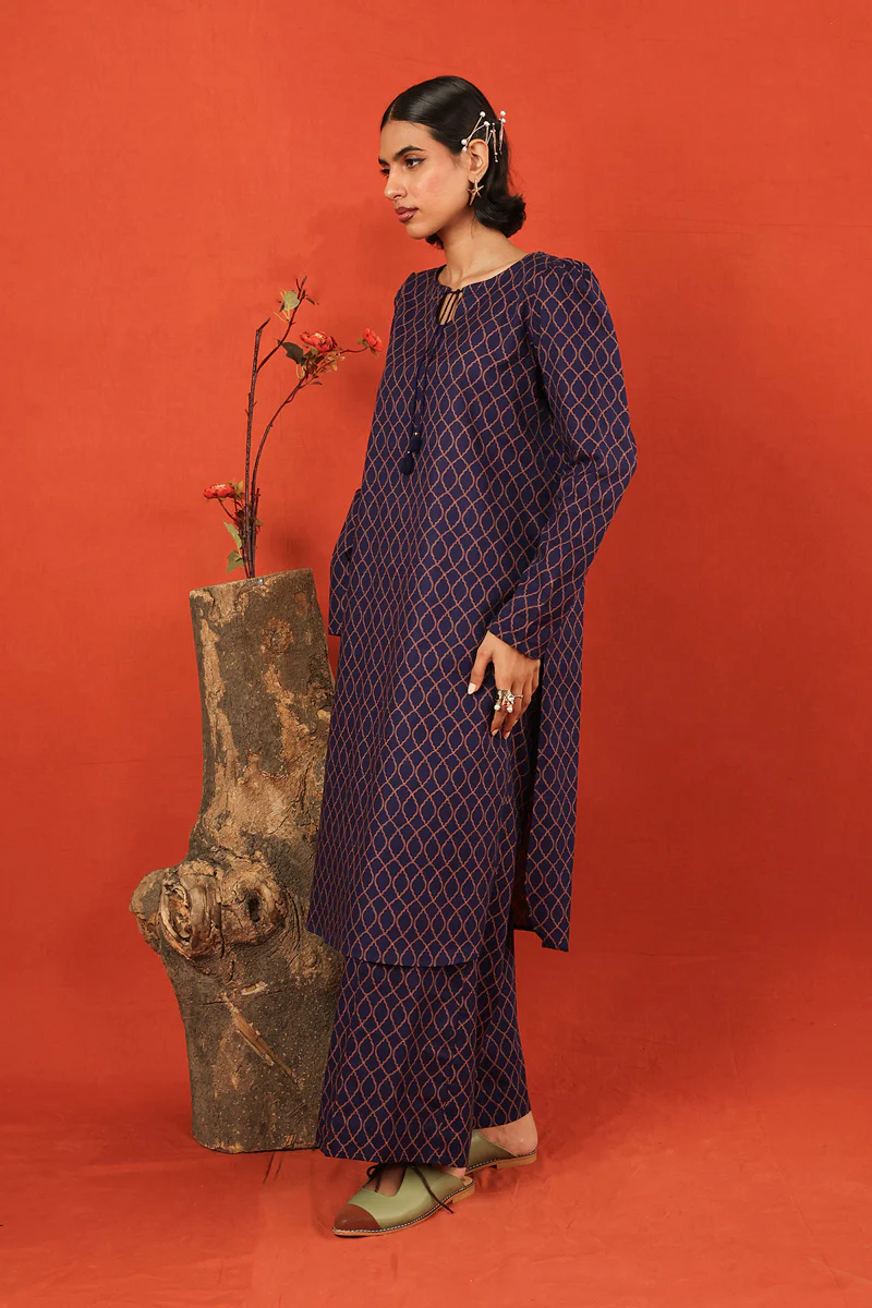 Puffed Charbagh 2 Piece - Image 7
