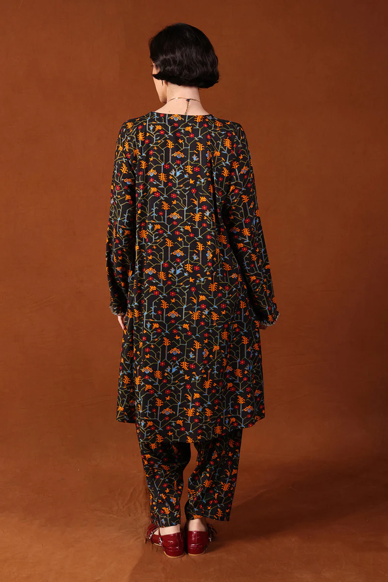 Embroidered Qaleen 2 Piece - Image 4