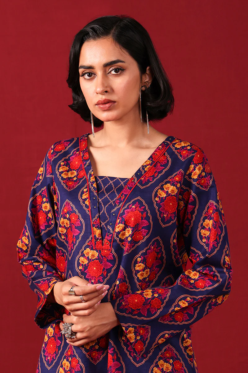 Coordinated Charbagh 2 Piece - Image 11