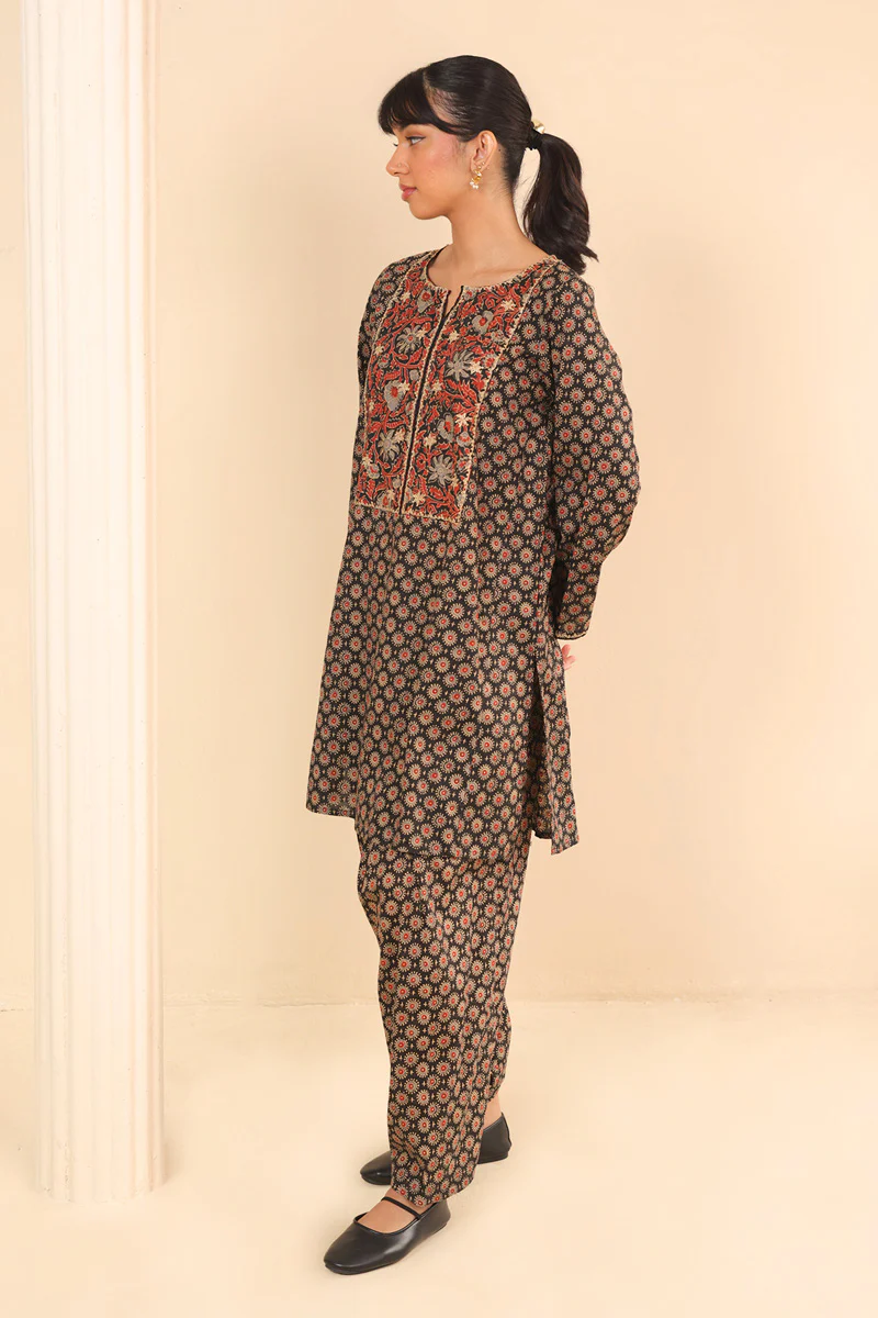 Print Blocked Shahgul 2 Piece - Image 6