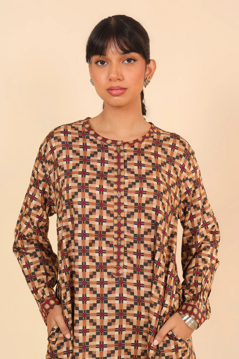 Checkered 2 Piece - Image 5
