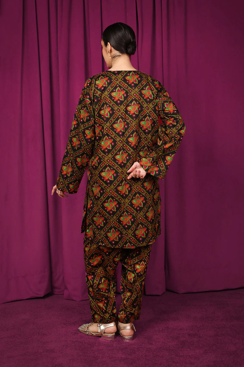 Kutch Kahani-Heritage Hues Duo - Image 4
