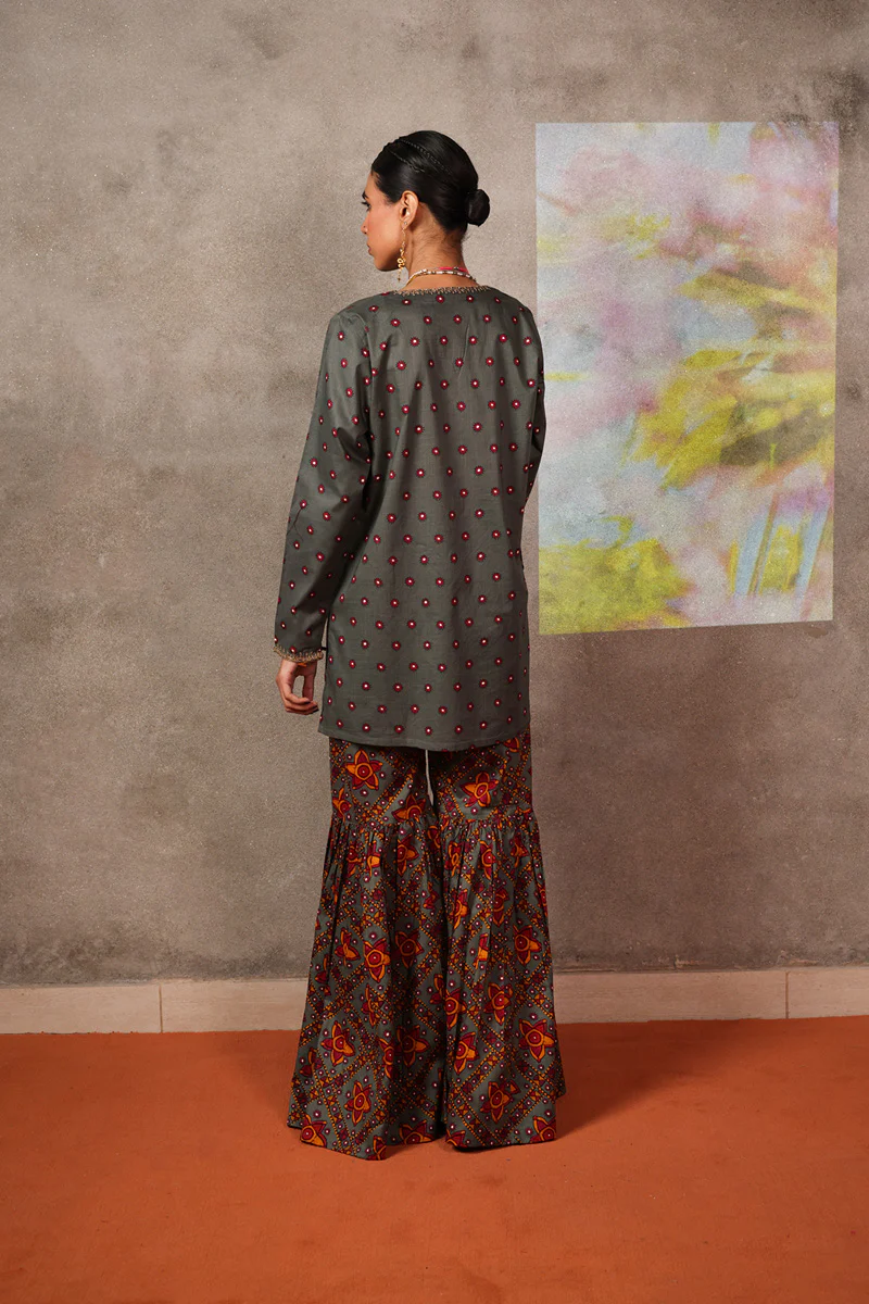 Kutch Kahani Artful Wear - Image 7