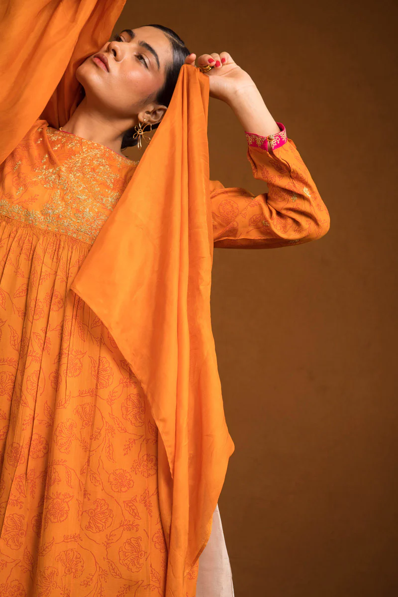 Regal Bahar Bano 2 Piece - Image 9