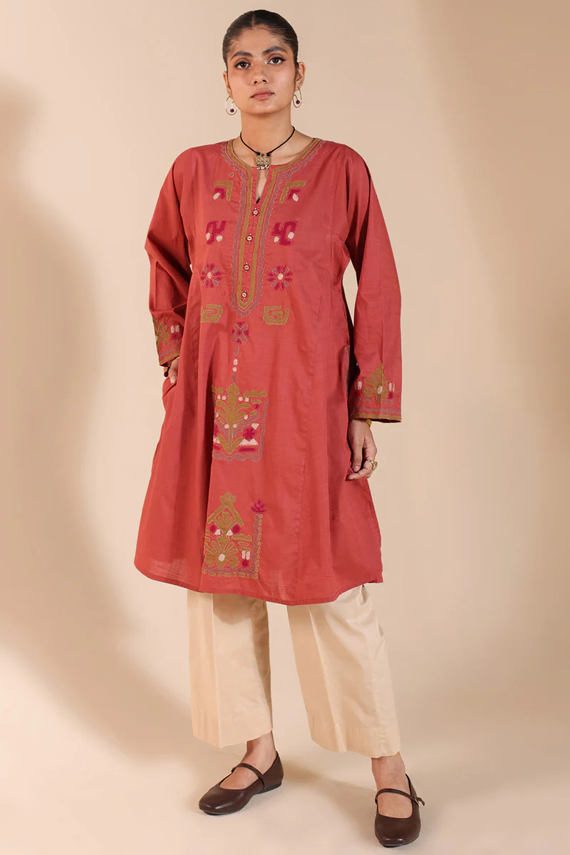 African Collage Appliqued Kurta - Image 7