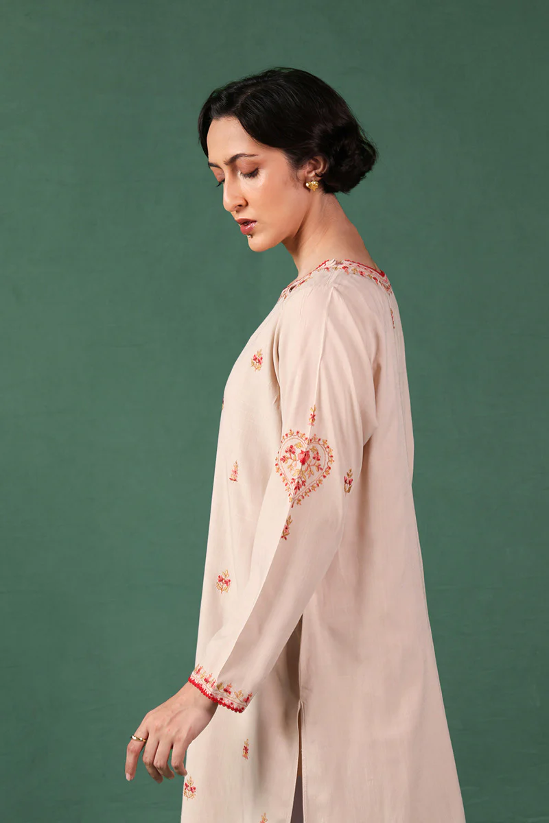 Sunheri Chaar Kali 2 Piece - Image 9