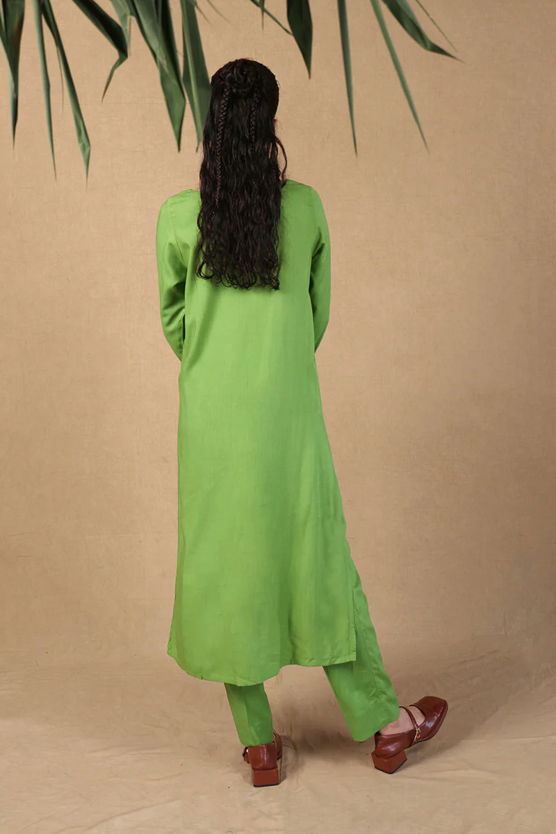 Embroidered Chaar Kali 2 Piece Set - Image 6