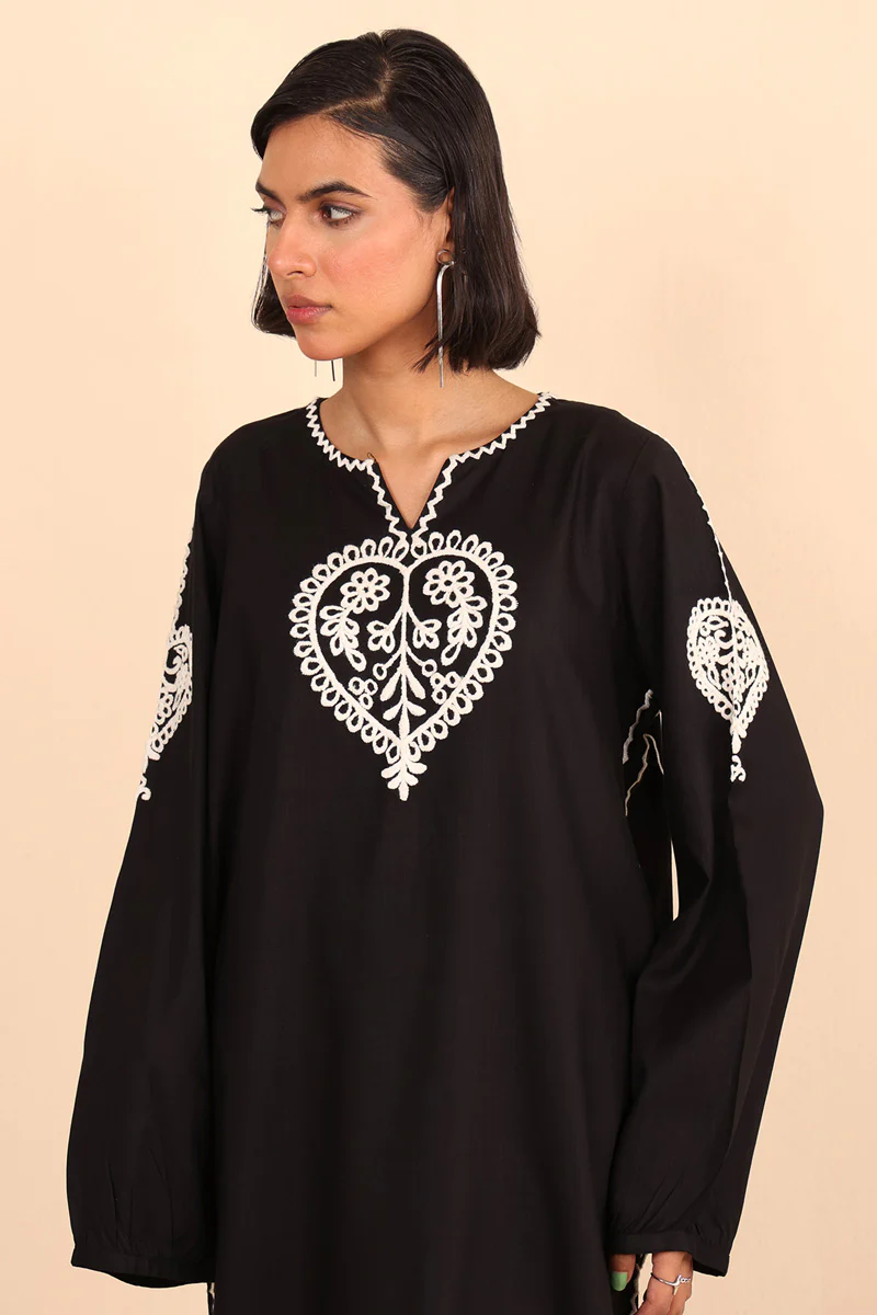 Heart Motif Grey Scale 2 Piece - Image 2