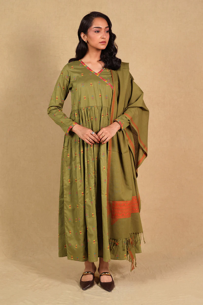Central Asian 2 Piece - Image 2
