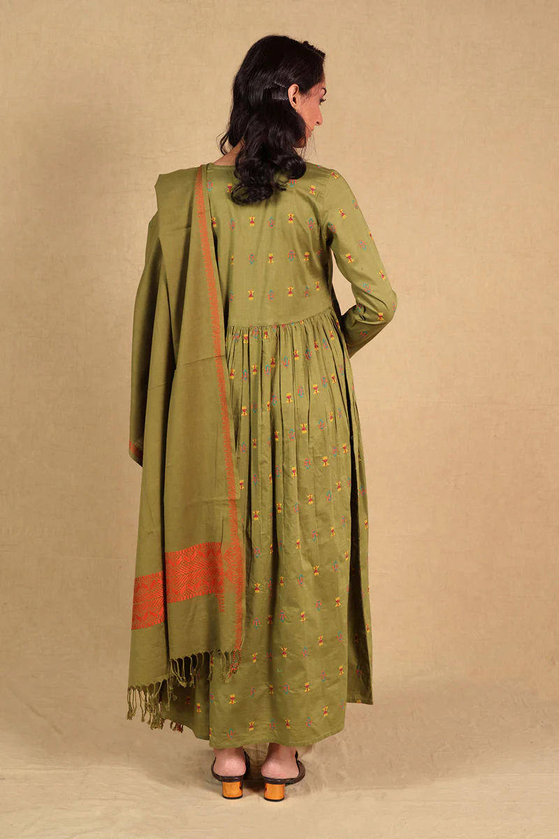 Central Asian 2 Piece - Image 5