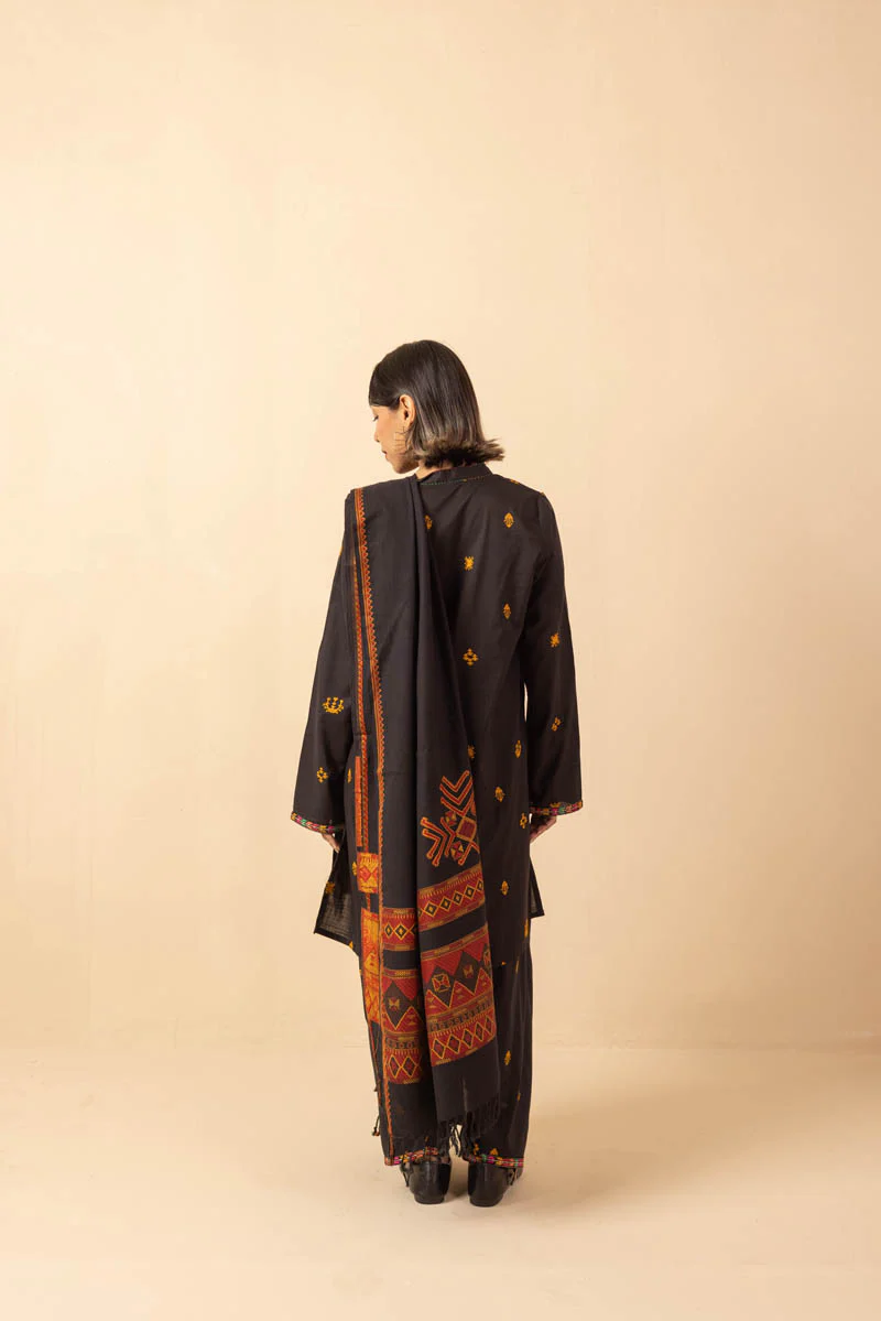 Central Asian 3 Piece - Image 8