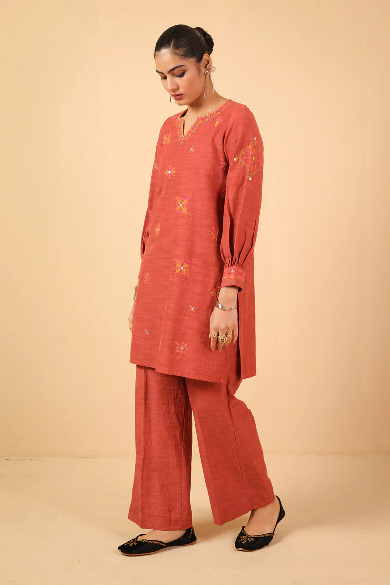 Nuristan Rustic 2-Piece - Image 5