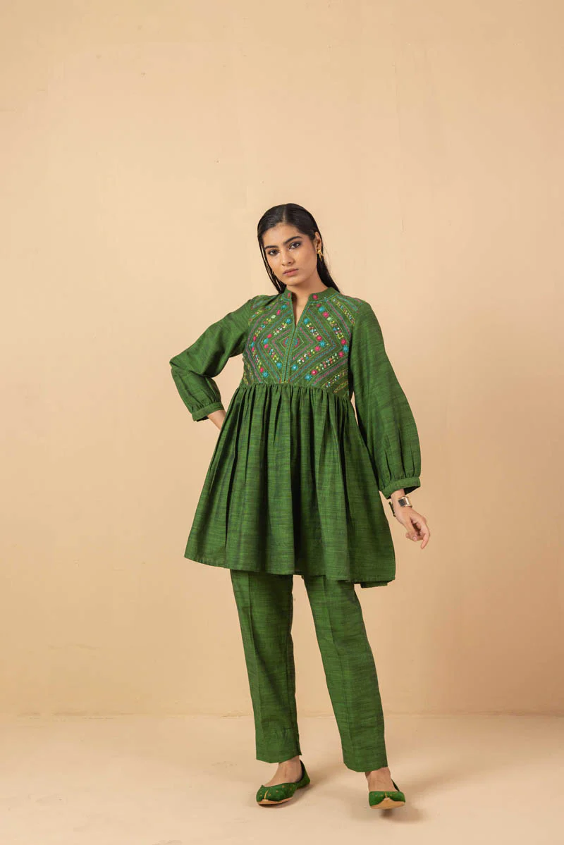 Nursitan Sheeshakari Set - Image 3