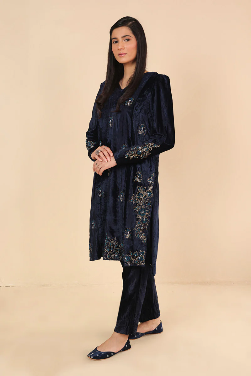 2 Piece Marorri Velvet Collection - Image 3