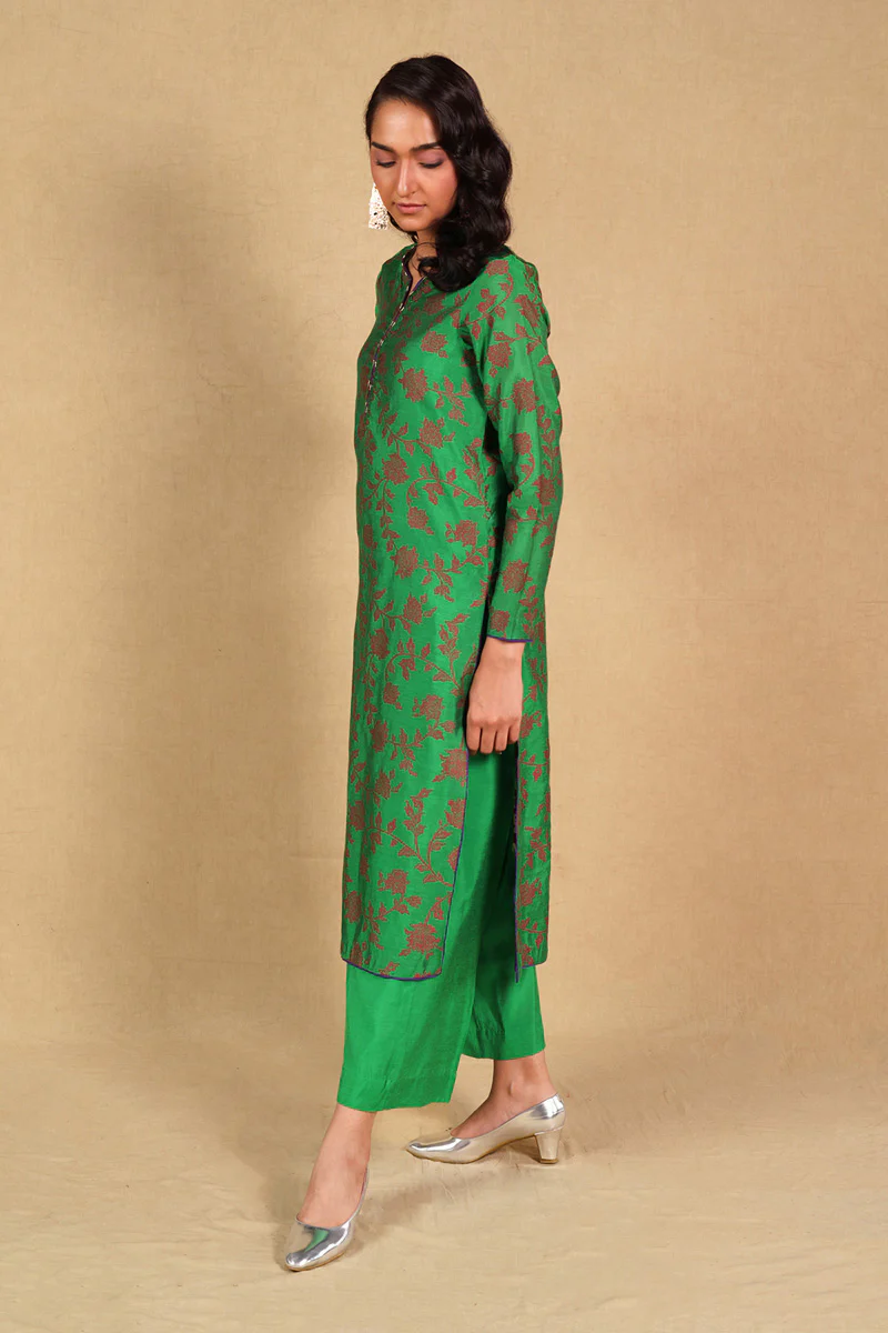 Naqsh Kurta 2 Piece - Image 4
