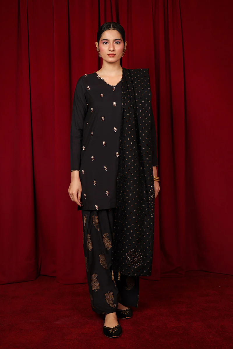 Mehr Chaand Baali Suit - Image 3