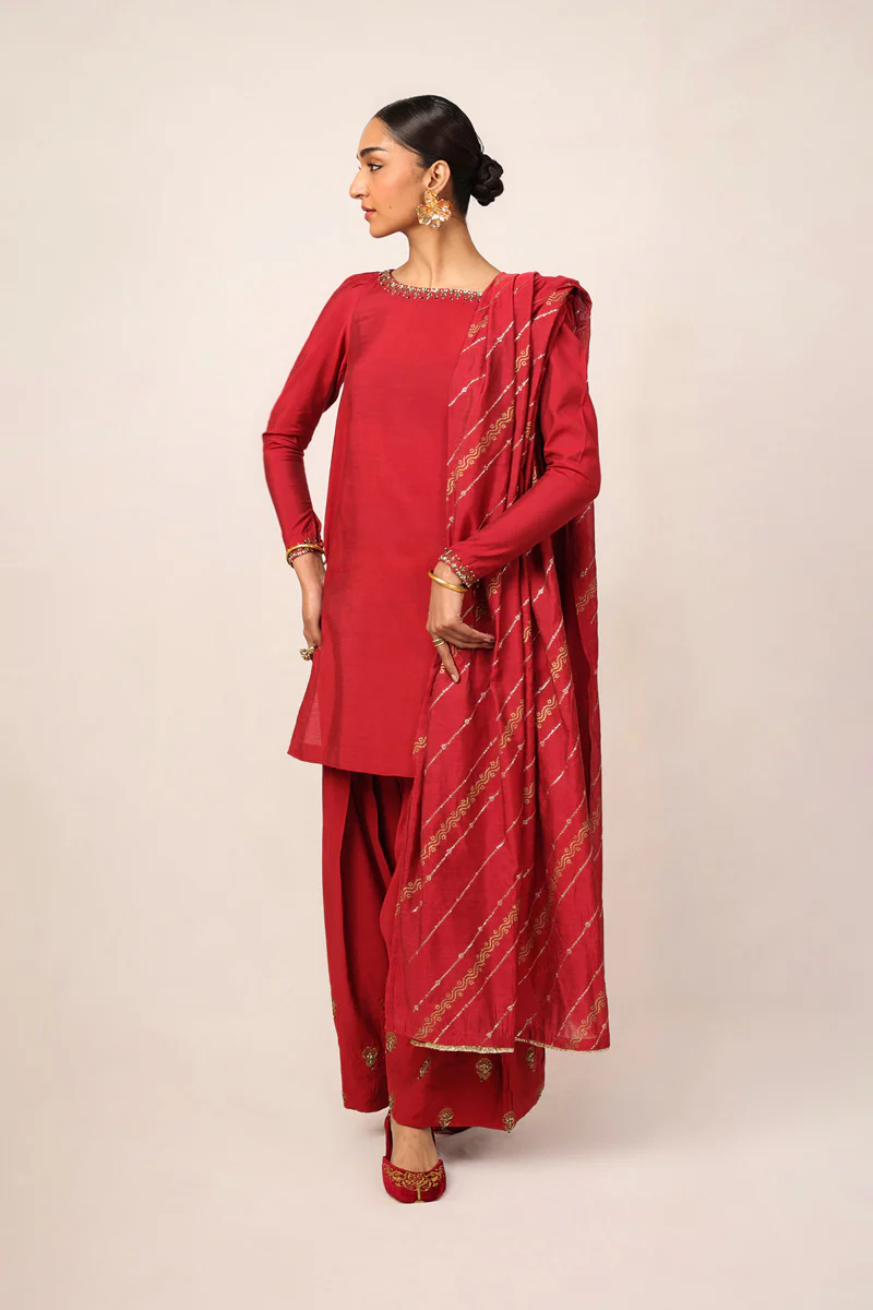 Chaand Baali Ruby Suit - Image 2