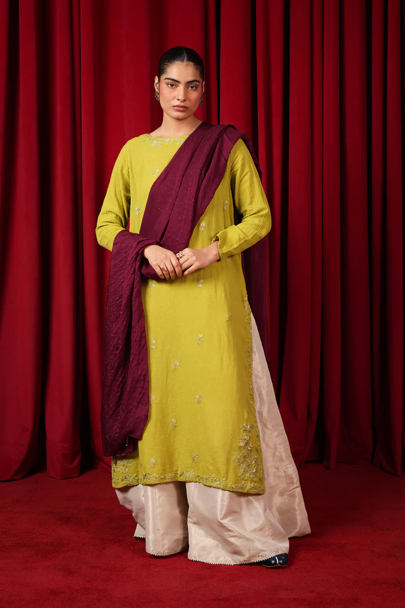 Aari Glam Udhni - Image 6