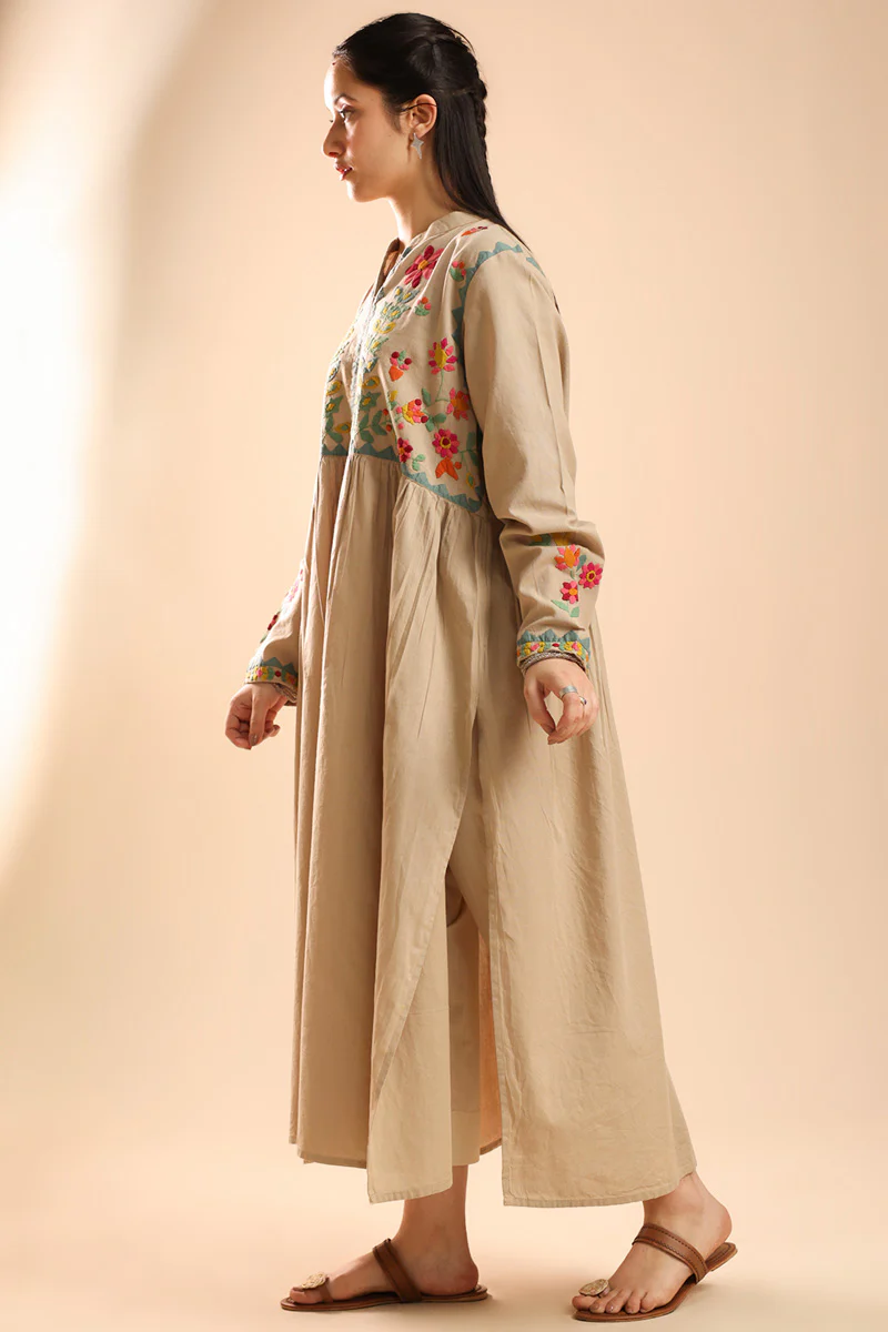 Hand-Crafted Gathered Shirt - Image 5