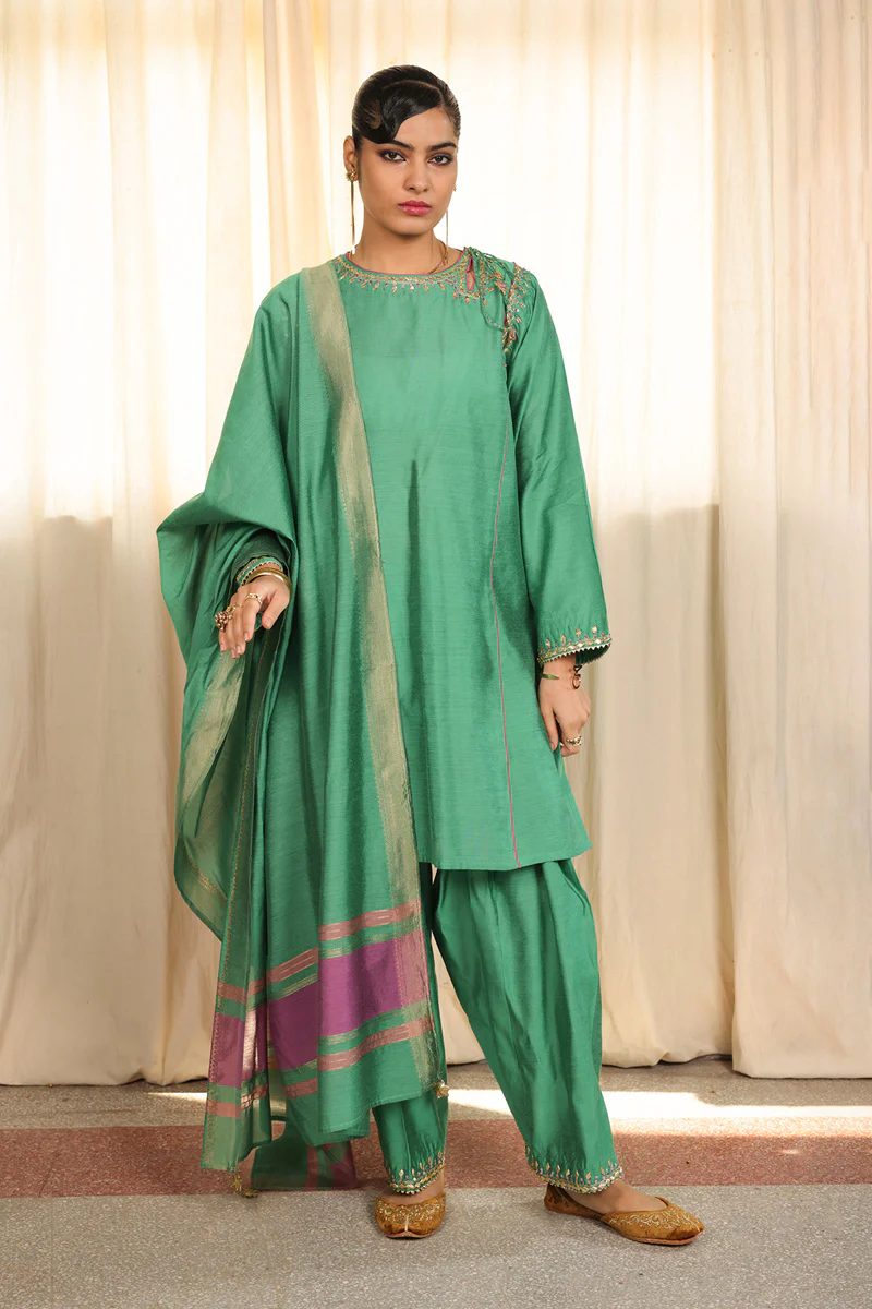 Opulent Raani Treasure Suit - Image 2
