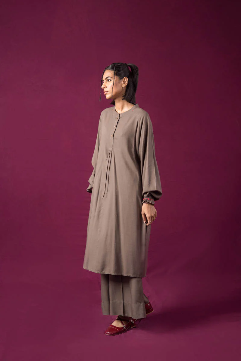Moody Vintage Grace 2 Piece - Image 6