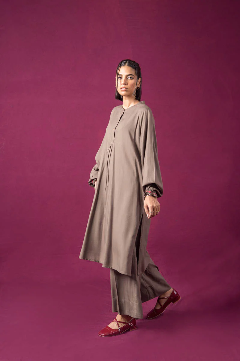 Moody Vintage Grace 2 Piece - Image 7