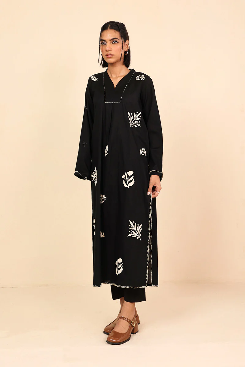 Monochrome Opus Kurta - Image 9