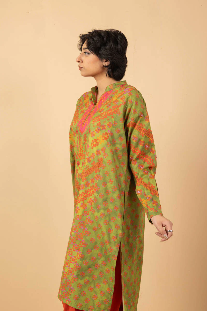 Panelled Jigsaw Kurta - Image 8