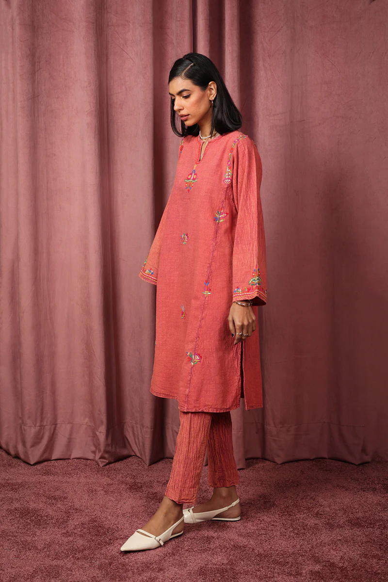 2 Piece Lores of Hungaria Collection - Image 3