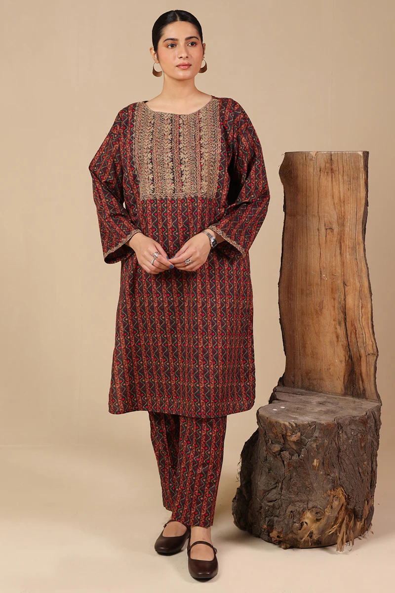 Shyrdak Embroidered Glow Duo - Image 10